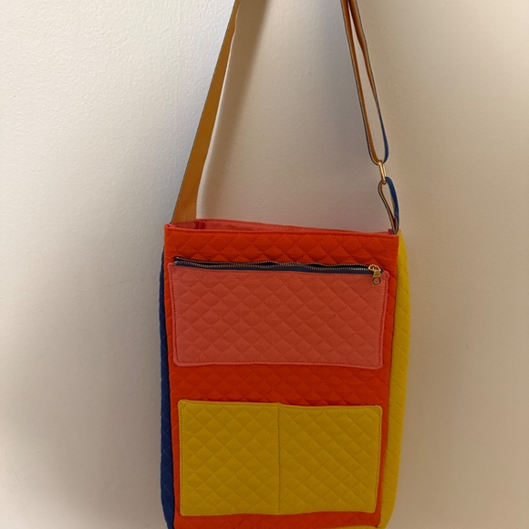 BANDO. GO-GO LAPTOP TOTE - COLORBLOCK - Picture 2 of 6